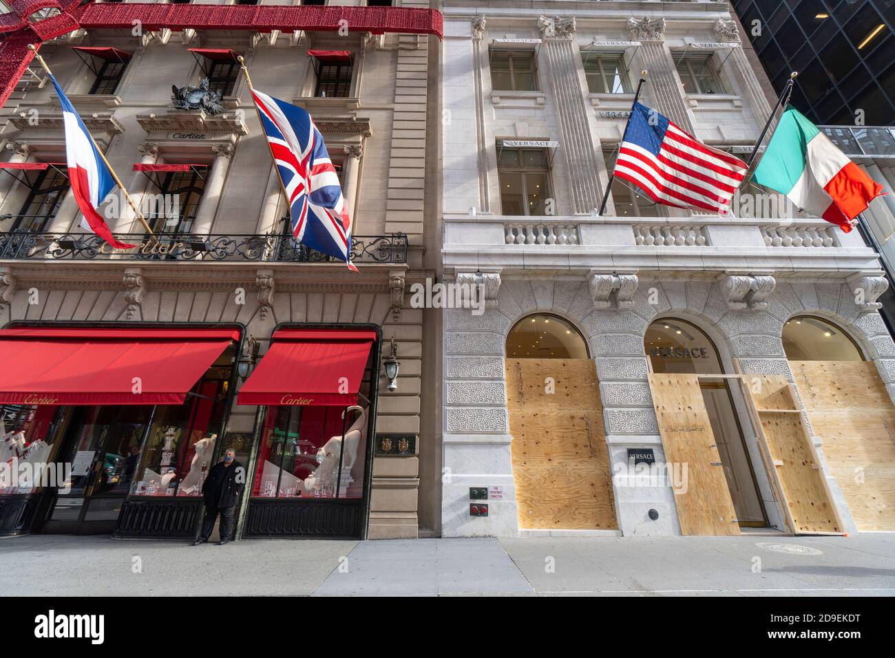 L'imbarco dei negozi fronts Manhattan per le elezioni presidenziali degli Stati Uniti 2020. Foto Stock