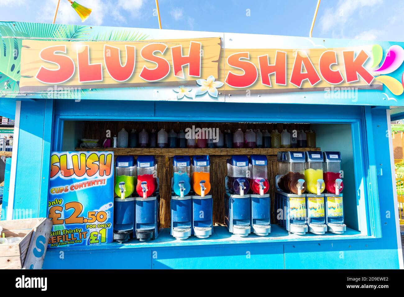 Slush drink, slush drinks, slush puppies, slush shack drinks, surgelati drinks, ghiacciati, ghiacciati, bevande fredde, Bridlington, Yorkshire, Regno Unito, Inghilterra, Foto Stock