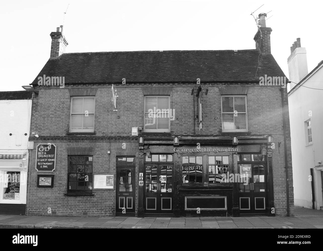 La casa pubblica George e Dragon in North Street, Chichester. Foto Stock