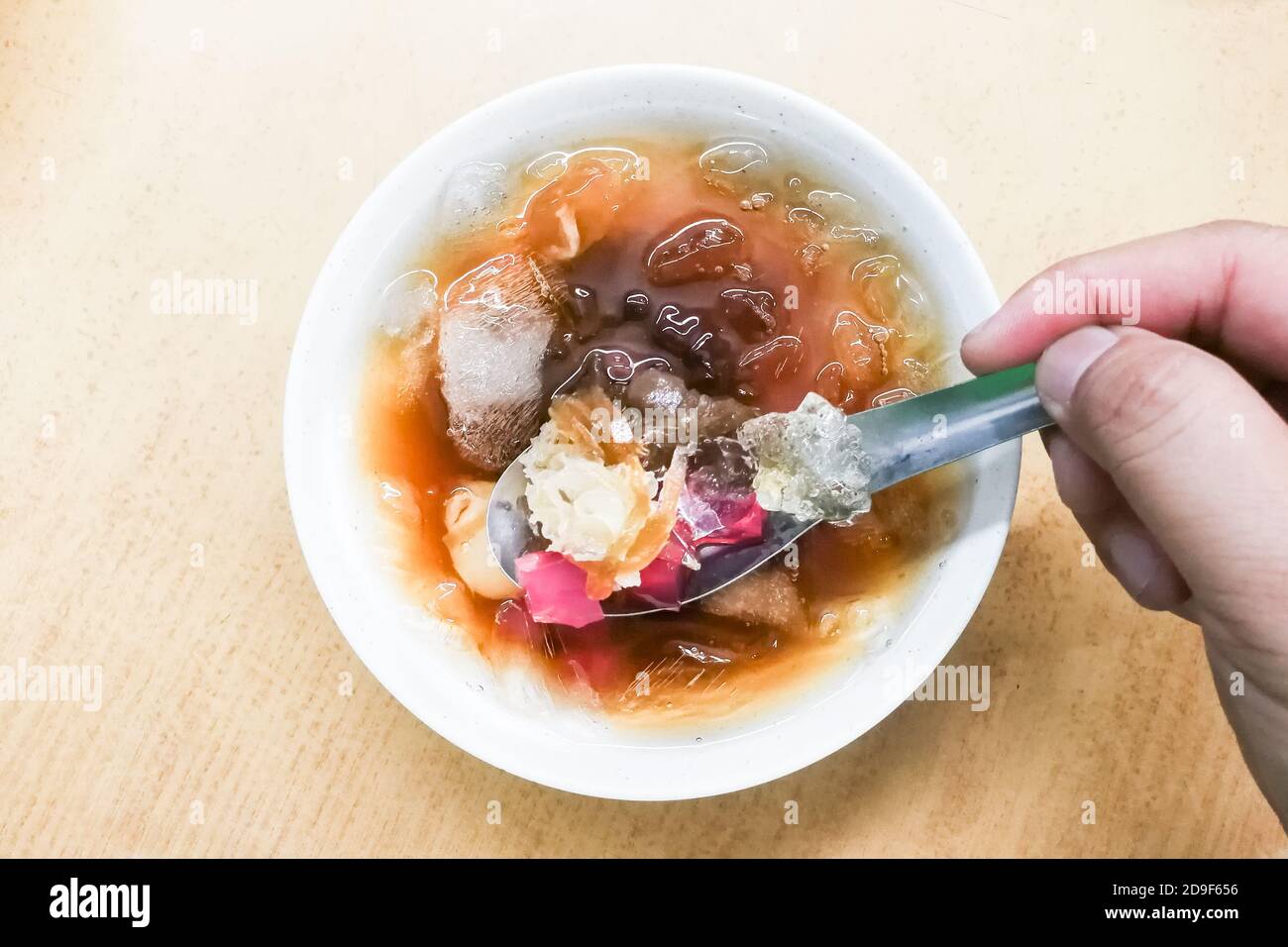 Ling Chee Kang, popolare zuppa da dessert rinfrescante a Penang Foto Stock