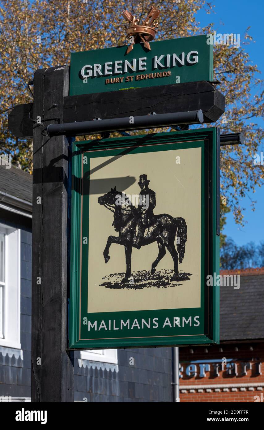Tradizionale Hanging Pub segno presso il Maimans Arms - casa pubblica - High Street, Lyndhurst, New Forest, Hampshire, Inghilterra, Regno Unito Foto Stock
