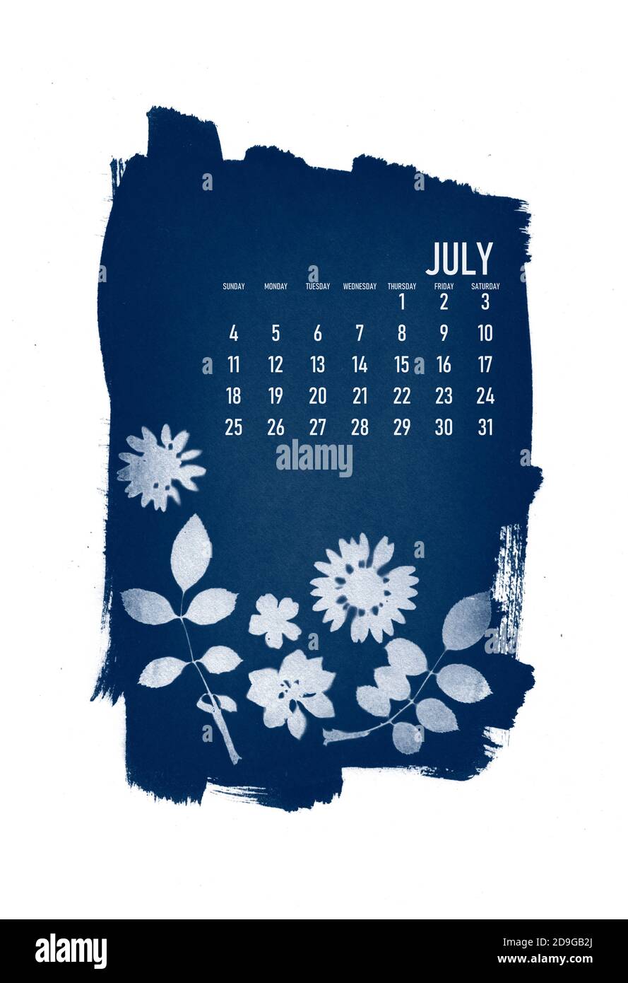 calendario 2021 creato con processo di cianotipo con foglie floreali. Mese di Jule. Foto Stock