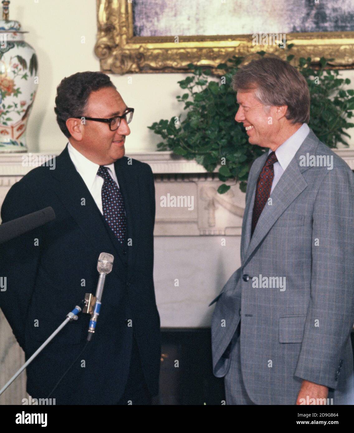 Presidente Jimmy carter e Henry Kissinger Foto di Dennis Brack bb73 Foto Stock