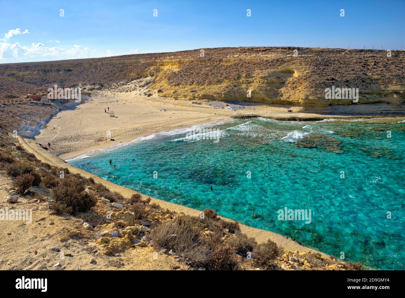 Agiba (Ageeba) significa ‘miracolo’ in arabo, e Agiba Beach, a circa 24 km a ovest di Marsa Matruh, è proprio questo. E' una piccola, spettacolare insenatura, accessibile Foto Stock