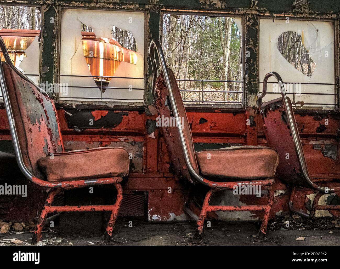 All'interno di un vecchio tram abbandonato Foto Stock