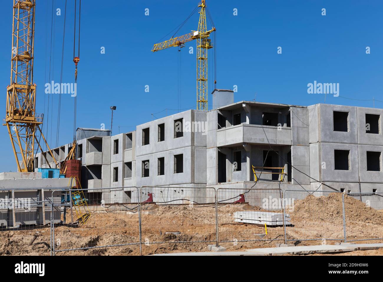 costruzione di case di appartamenti nell'area in via di sviluppo Foto Stock