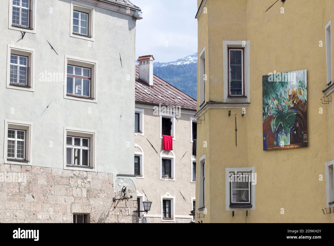 Prospettive dalle strade di Hall in Tirolo Foto Stock