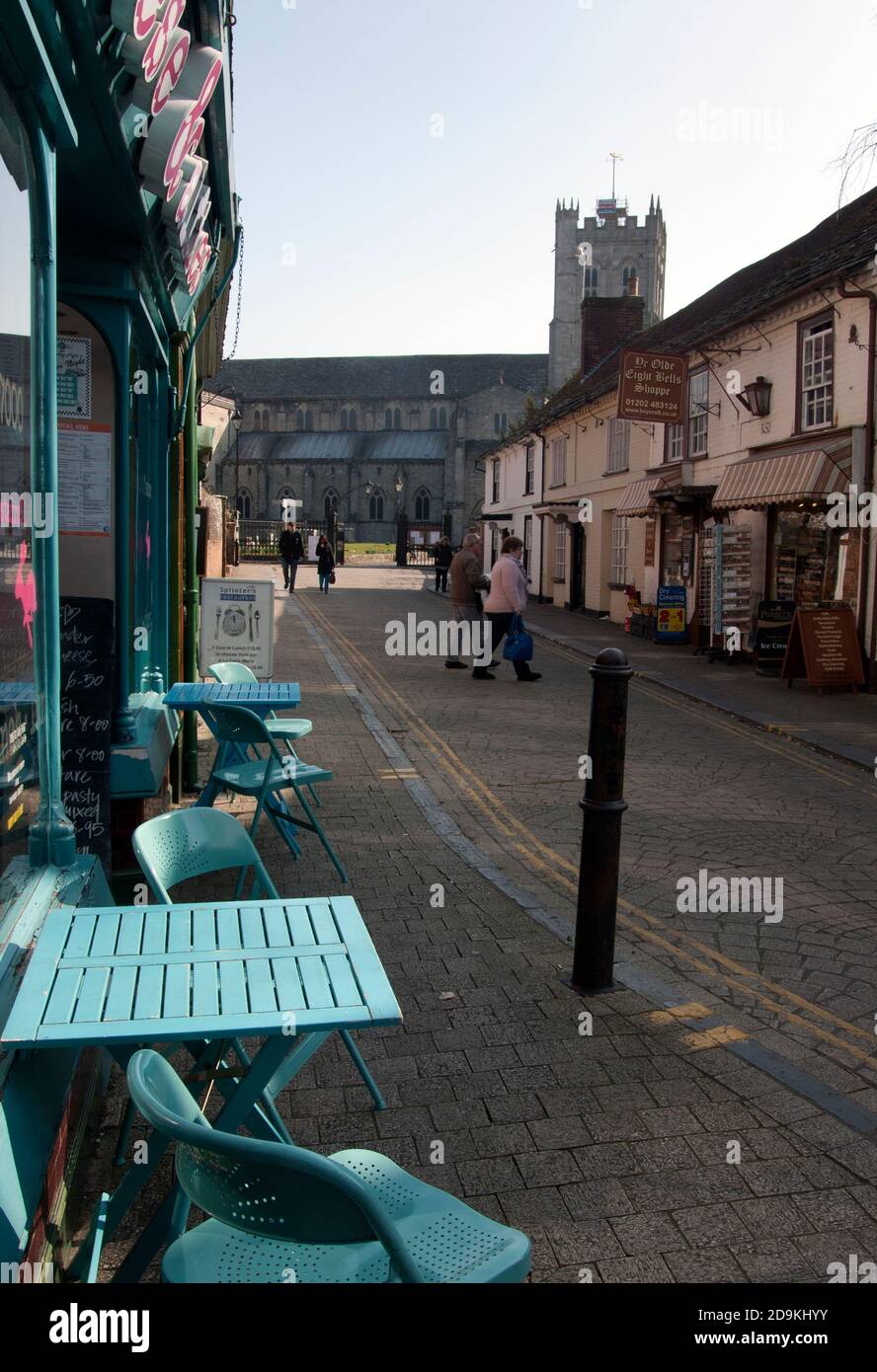 Church Street nel vecchio quartiere di Christchurch, Dorset, Inghilterra Foto Stock