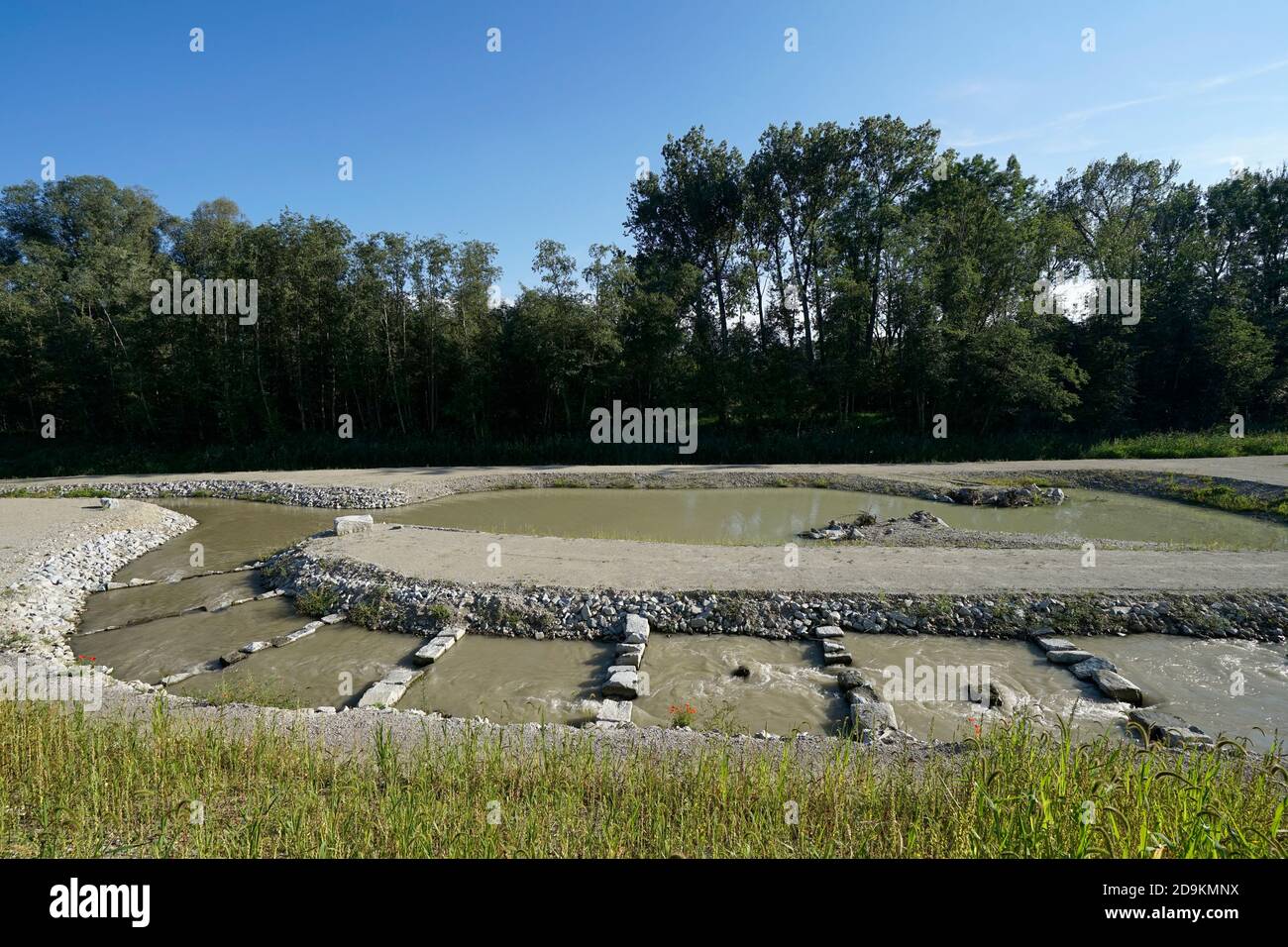 Germania, Baviera, alta Baviera, distretto di Altötting, Neuötting, Fischwanderhilfe am Inn Foto Stock