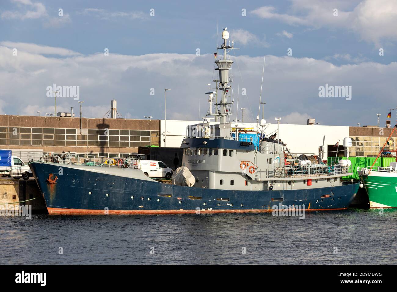 O.S. Nave di servizio offshore multiuso ENERGY SVERDRUPSON nel porto di Cuxhaven, Germania Foto Stock