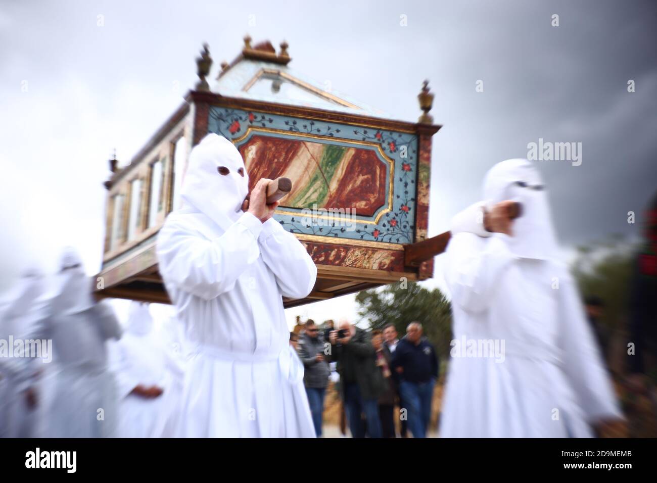 Processione della Santa sepoltura della Confraternita di Bercianos de Aliste, Zamora Foto Stock