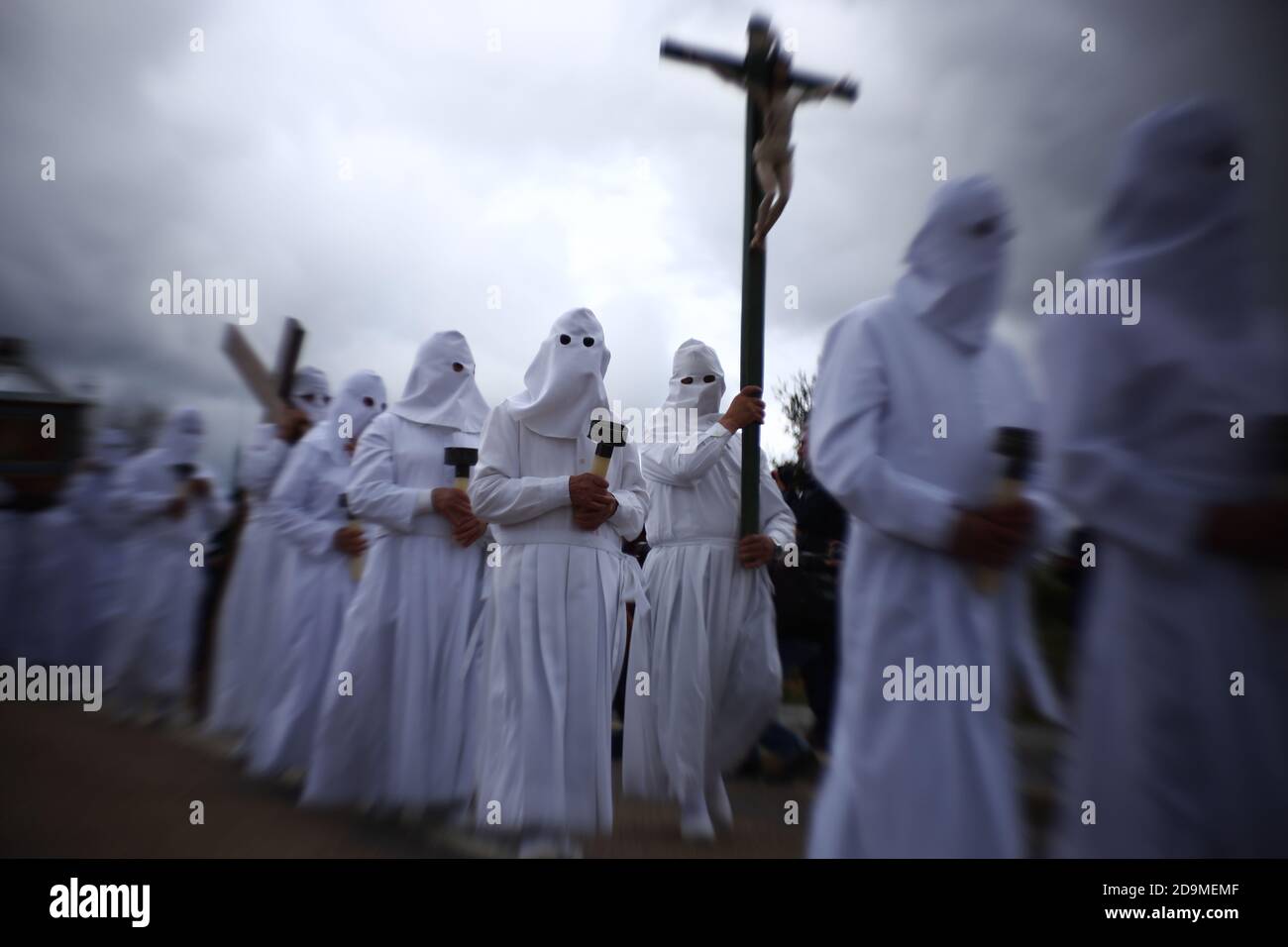 Processione della Santa sepoltura della Confraternita di Bercianos de Aliste, Zamora Foto Stock