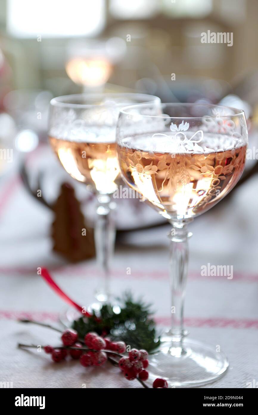 Informazioni su richiesta - tavolo di Natale svedese UK+Irish diritti solo / email ufficio per altri territori Foto Stock