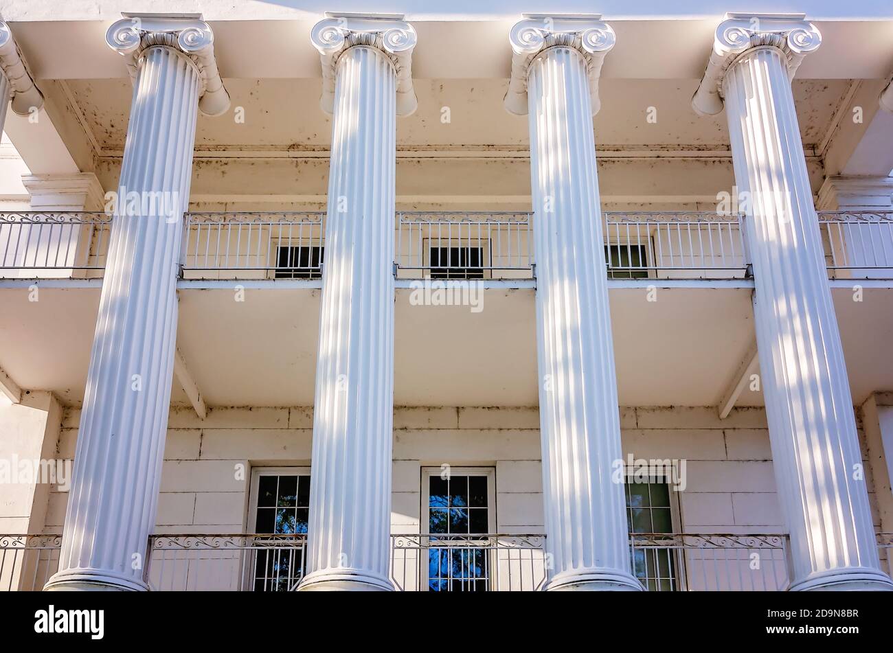 Barton Academy, la prima scuola pubblica in Alabama, è raffigurata, il 31 ottobre 2020, a Mobile, Alabama. Foto Stock