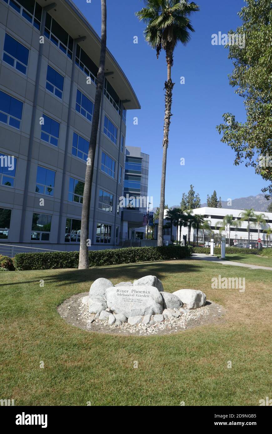 Arcadia, California, USA 4 novembre 2020 UNA visione generale dell'atmosfera del River Phoenix Memorial Garden presso il Methodist Hospital a 300 W. Huntington Drive il 4 novembre 2020 ad Arcadia, California, USA. Foto di Barry King/Alamy Stock foto Foto Stock