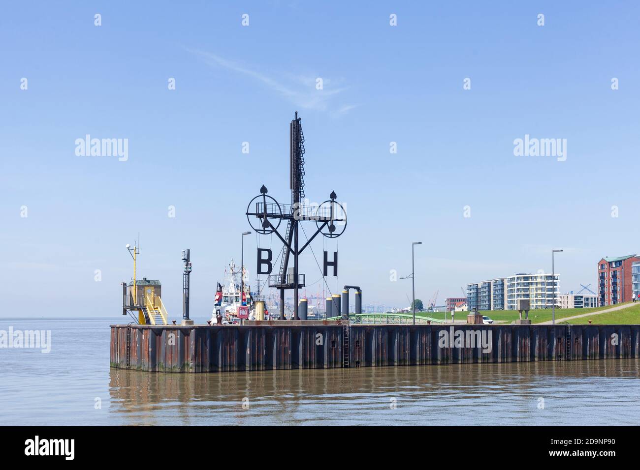 Mole, case residenziali moderne, Kommodore-Ziegenbein-Promenade, Bremerhaven, Brema, Germania, Europa Foto Stock