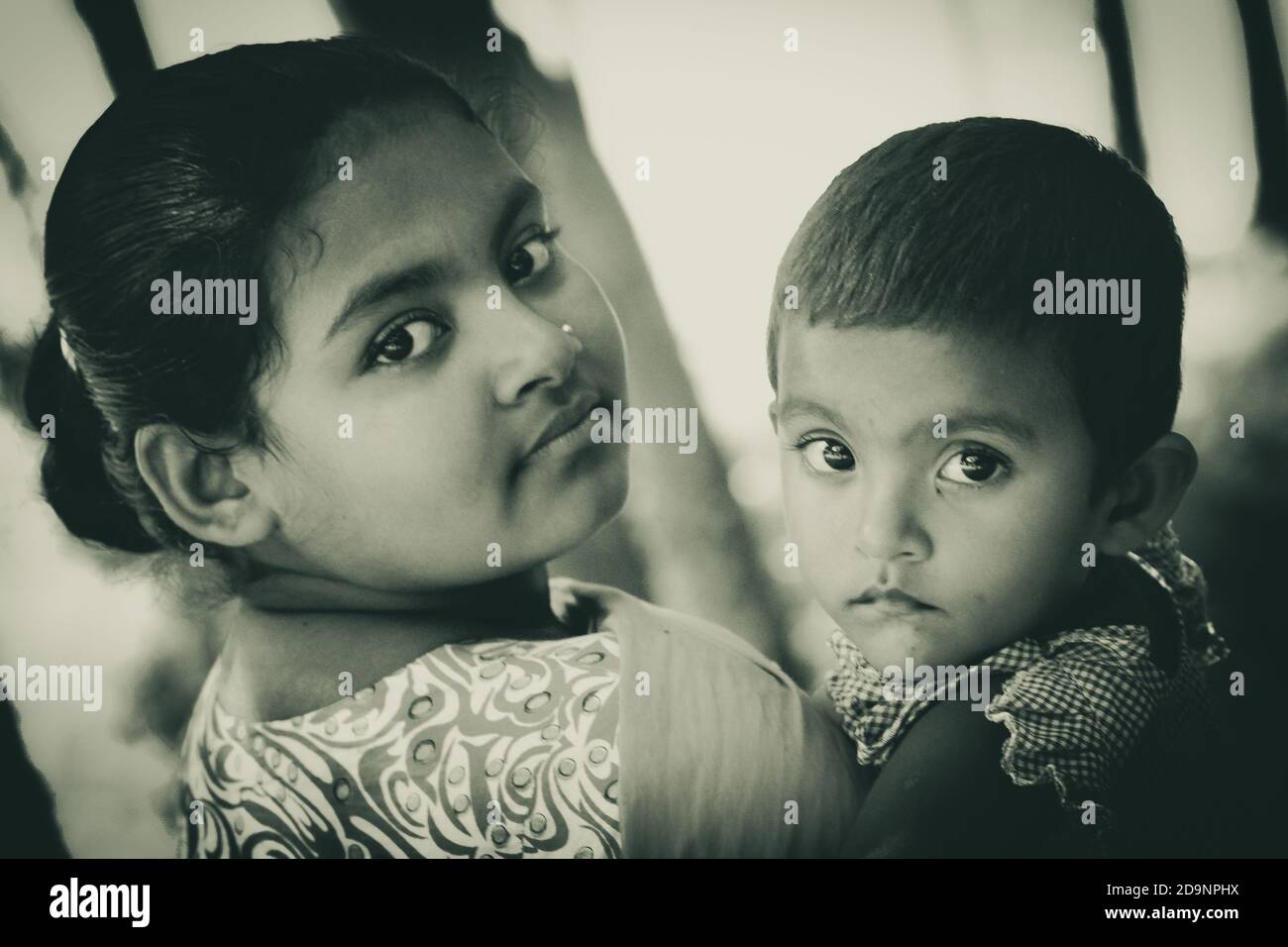 Daily Lifestyle Foto del bambino di strada in Bangladesh, gioco di strada bambino Foto Stock