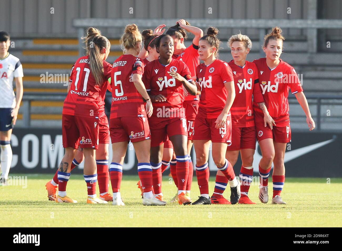 Edgware, Regno Unito. 07 novembre 2020. Brooke Chaplen di Reading FC Women segna l'obiettivo di apertura per farlo 0-1 e celebra durante la partita fa Women's Super League 1 tra Spurs Women e Reading Ladies all'Hive Stadium di Edgware, Inghilterra, il 7 novembre 2020. Foto di Ken Sparks. Solo per uso editoriale, è richiesta una licenza per uso commerciale. Nessun utilizzo nelle scommesse, nei giochi o nelle pubblicazioni di un singolo club/campionato/giocatore. Credit: UK Sports Pics Ltd/Alamy Live News Foto Stock Edgware, Regno Unito. 07 novembre 2020. Brooke Chaplen di Reading FC Women segna l'obiettivo di apertura per farlo 0-1 e celebra durante la partita fa Women's Super League 1 tra Spurs Women e Reading Ladies all'Hive Stadium di Edgware, Inghilterra, il 7 novembre 2020. Foto di Ken Sparks. Solo per uso editoriale, è richiesta una licenza per uso commerciale. Nessun utilizzo nelle scommesse, nei giochi o nelle pubblicazioni di un singolo club/campionato/giocatore. Credit: UK Sports Pics Ltd/Alamy Live News Foto Stock