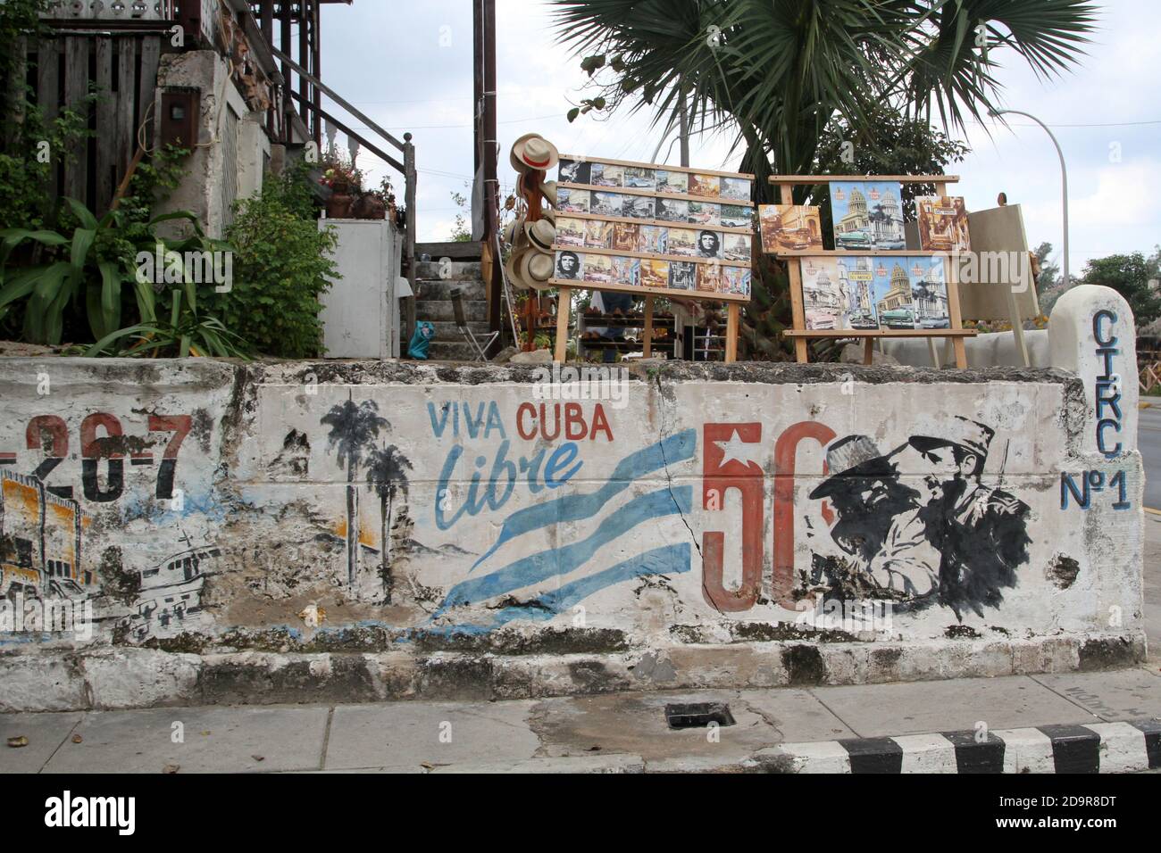 Cuba Jan 2011 Varadero, Graffiti è un'arte scritta, dipinta o disegnata su un muro o altra superficie, di solito senza permesso e in pubblico Foto Stock