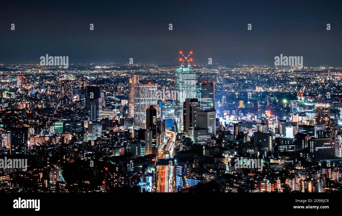 Notte nella città di Tokyo, Giappone Foto Stock