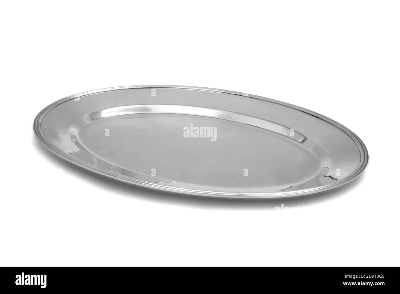 pezzi in argento e stagno su sfondo bianco Foto Stock