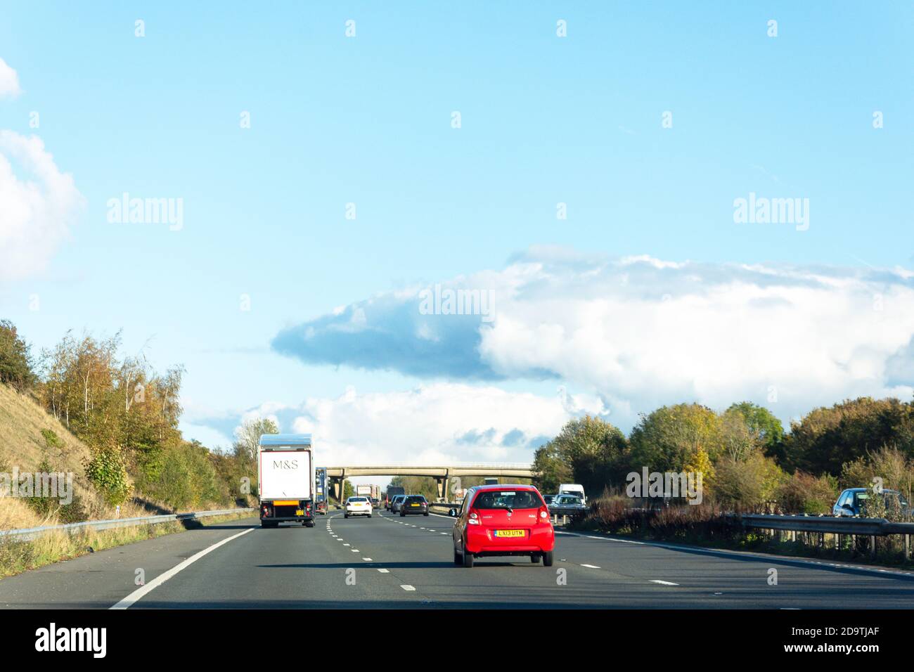 Autostrada M4 vicino a Swindon, Wiltshire, Inghilterra, Regno Unito Foto Stock