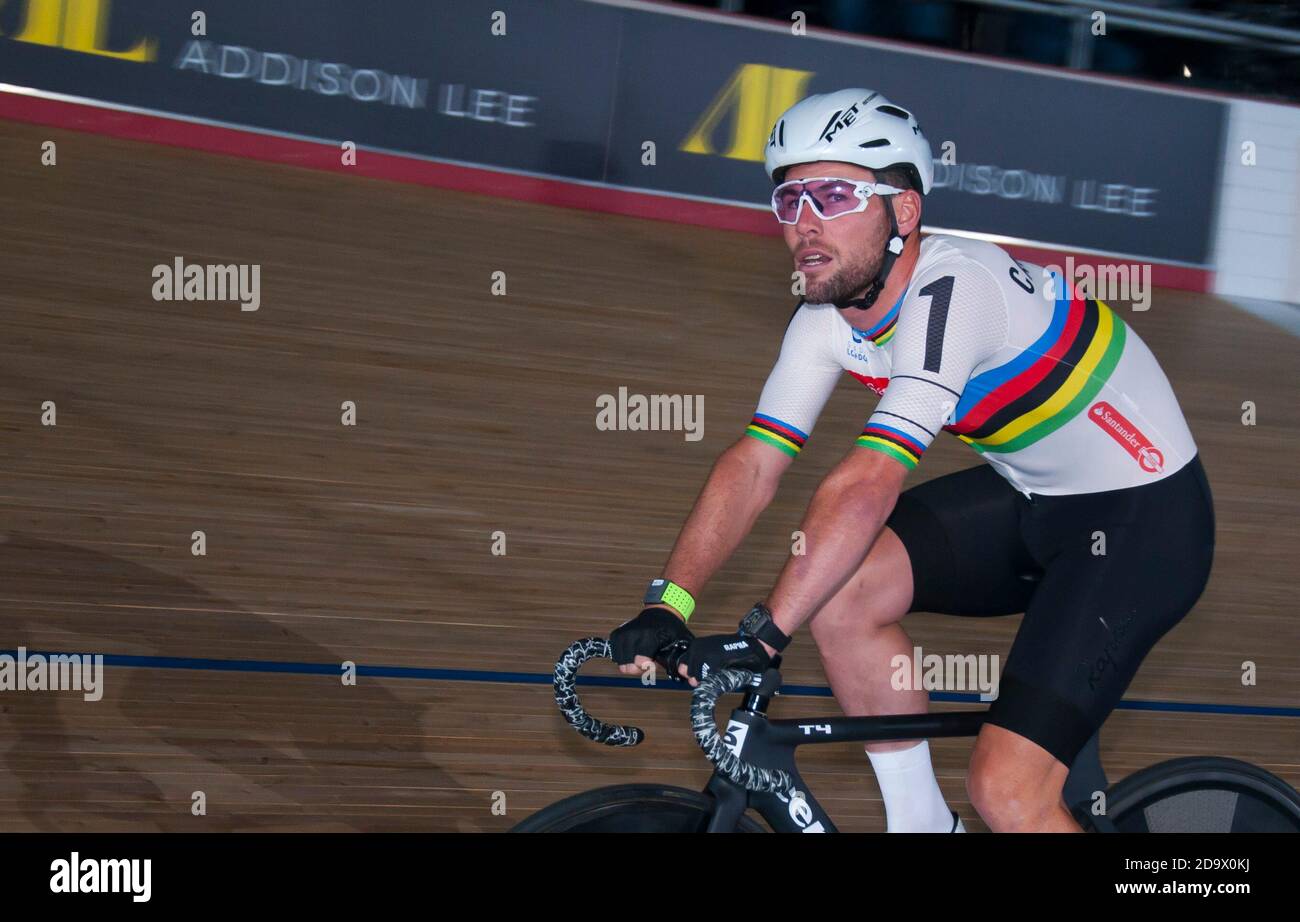 Marco Cavendish. I piloti hanno partecipato al campionato di ciclismo di sei  giorni a Lee Valley Velodrome, Londra, Regno Unito Foto stock - Alamy