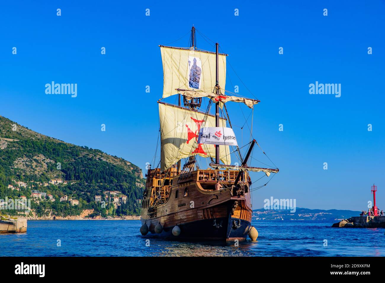 Un'antica nave che porta turisti in crociera a Dubrovnik, Croazia Foto Stock