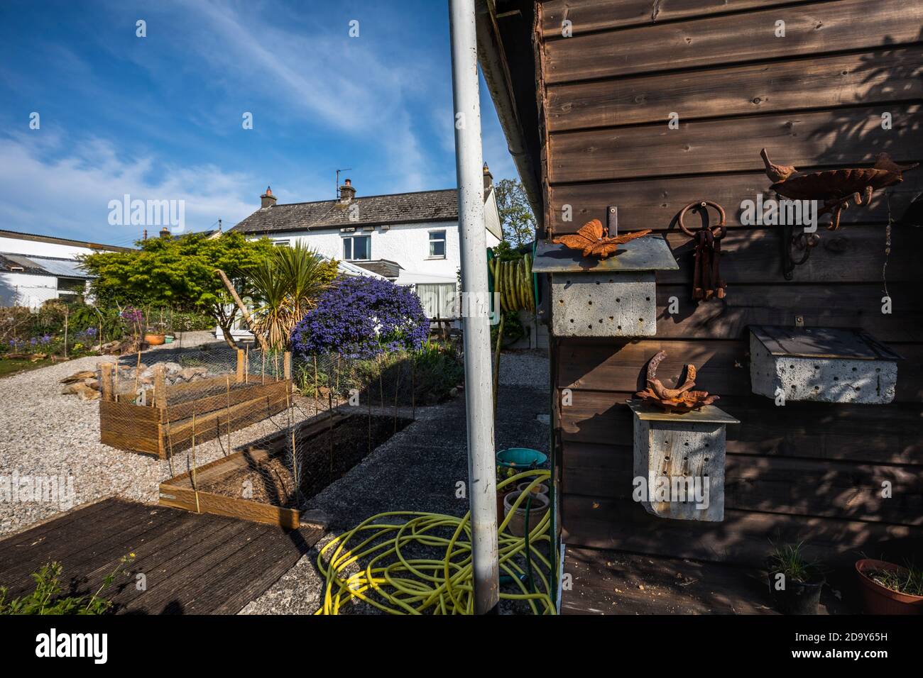 Casa e Giardino; Case d'insetti; Primavera; Regno Unito Foto Stock