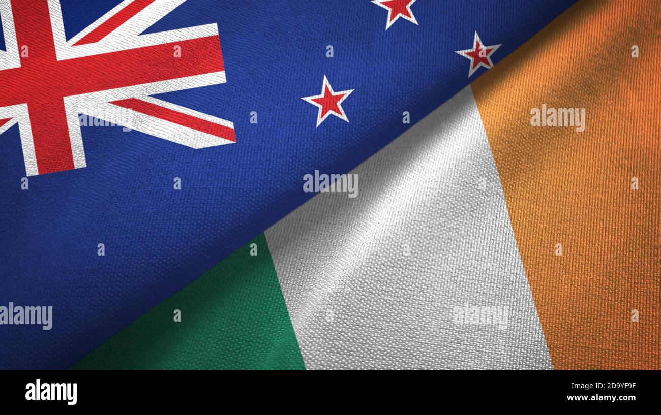 New Zealand e Irlanda due bandiere tessuto tessuto, tessuto Foto Stock