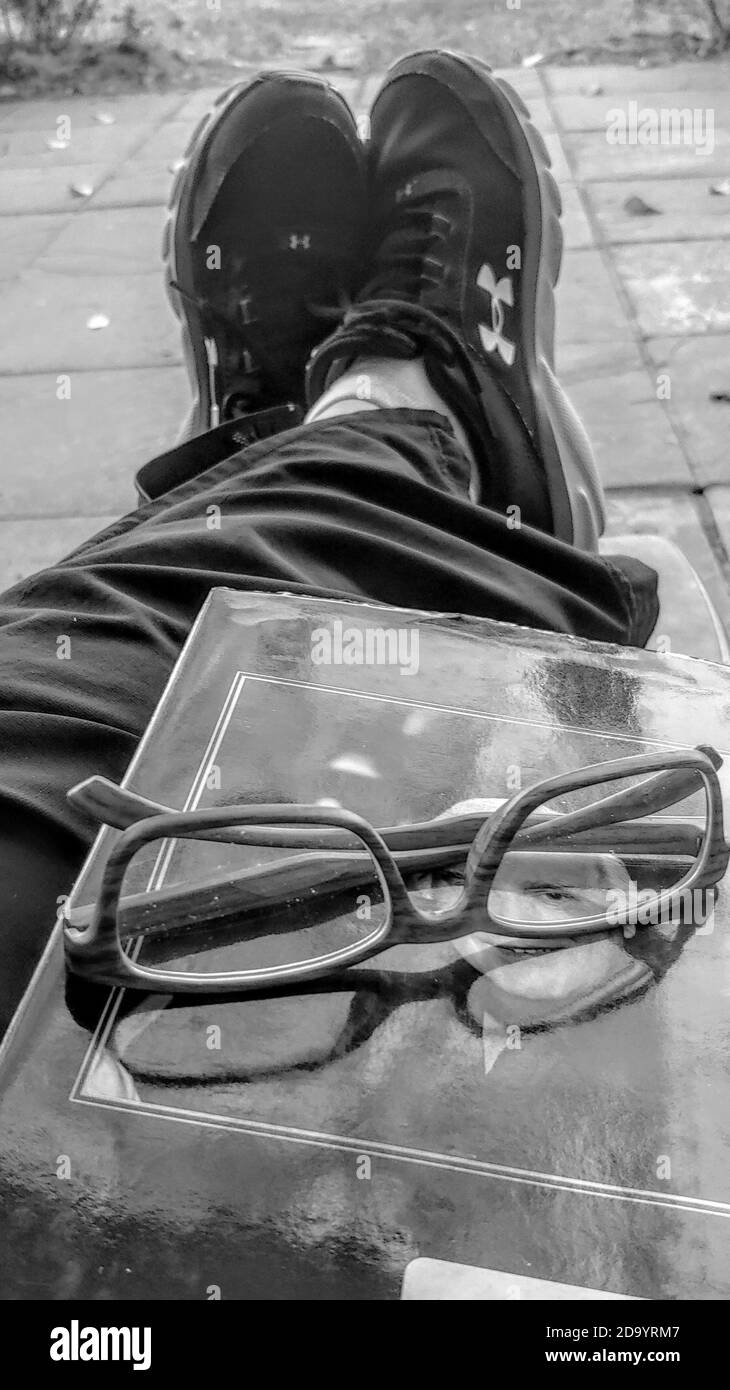 Novembre 7,2020; Bethesda, MD; USA: Dopo un'elezione controversa, è tempo di rilassarsi e godersi un momento di solitudine. Patsy Lynch/Alamy Foto Stock