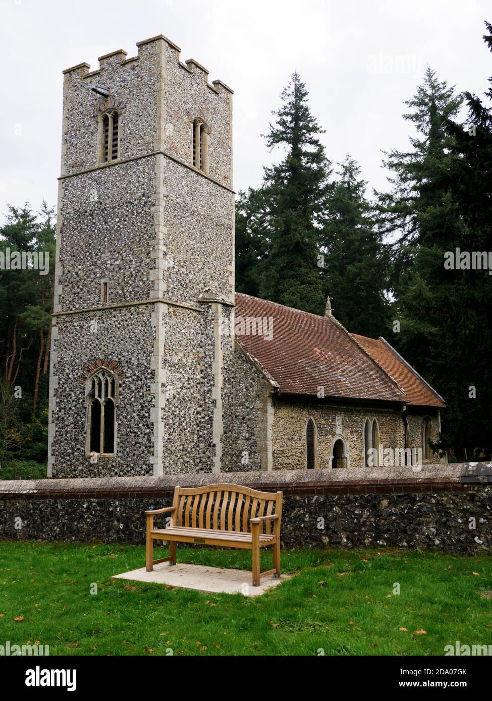 Chiesa di Santa Maria a Santon Downham, Thetford Forest, Suffolk, Regno Unito Foto Stock