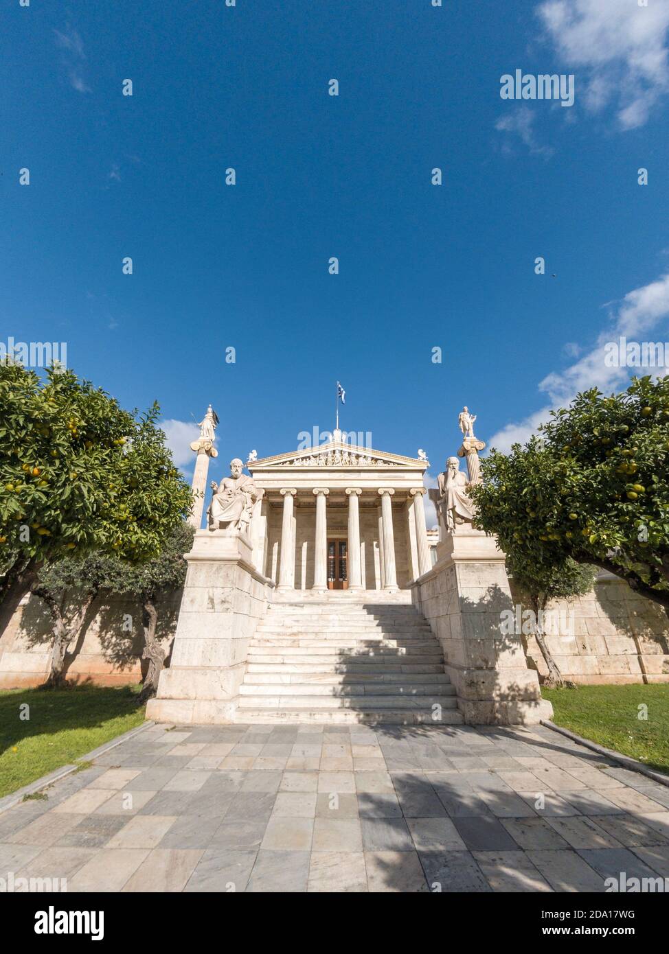 Accademia di Atene, un capolavoro architettonico costruito nel 1885 dagli architetti Ernst Ziller e Theo Hansen. Foto Stock