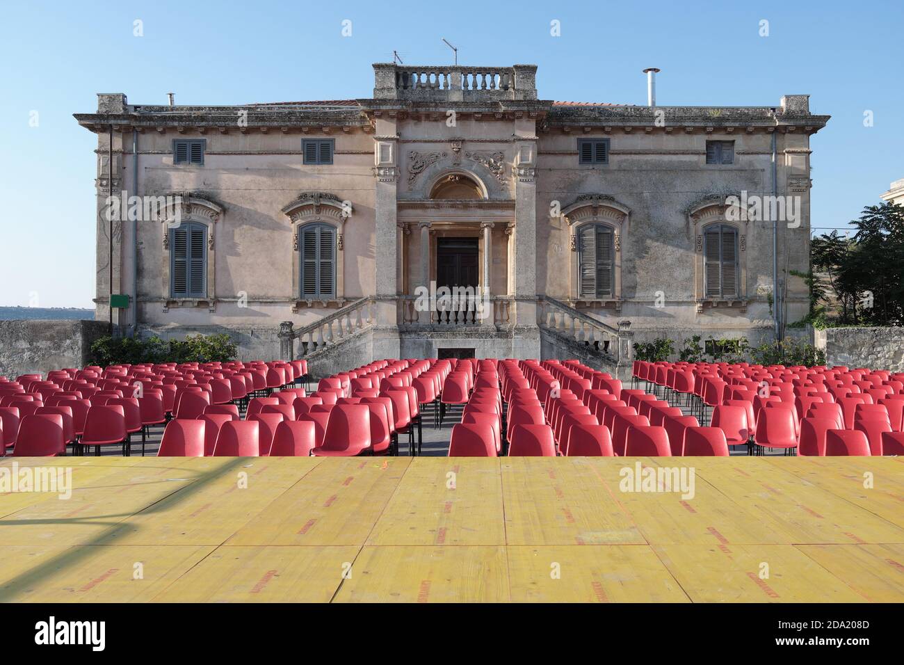 RAGUSA IBLA, ITALIA - 22 AGOSTO 2019: Villa Arezzo a Ragusa Ibla, Sicilia Foto Stock