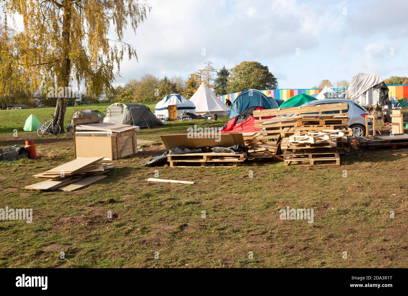 Campo di protezione di Crackely Woods HS2, vicino a Kenilworth, Warwickshire, Inghilterra, Regno Unito - Novembre 2020 Foto Stock