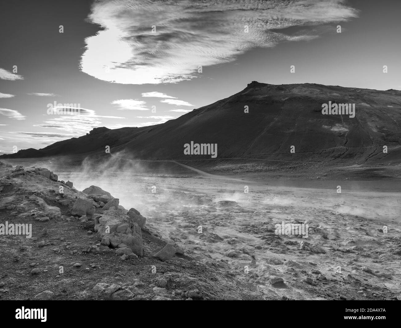 Vista del paesaggio vulcanico, Hverir Geotermal Area, Skutustaoahreppur, Regione nordorientale, Islanda Foto Stock