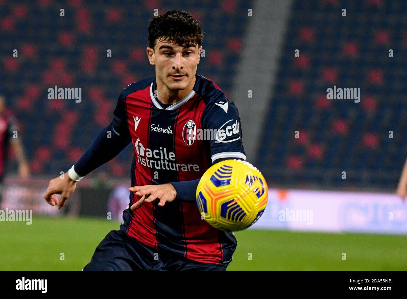 Riccardo Orsolini (Bologna) durante Bologna Calcio vs SSC Napoli, Calcio italiano Serie A Match, Bologna, Italia, 08 Nov 2020 Photo: LM/Ettore Griffoni Foto Stock
