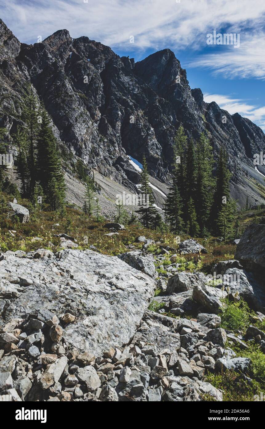 Vista sulle montagne della catena montuosa delle Cascate Nord Foto Stock