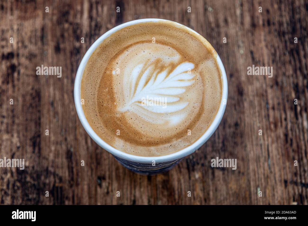 Una tazza di caffè Flat White Foto Stock