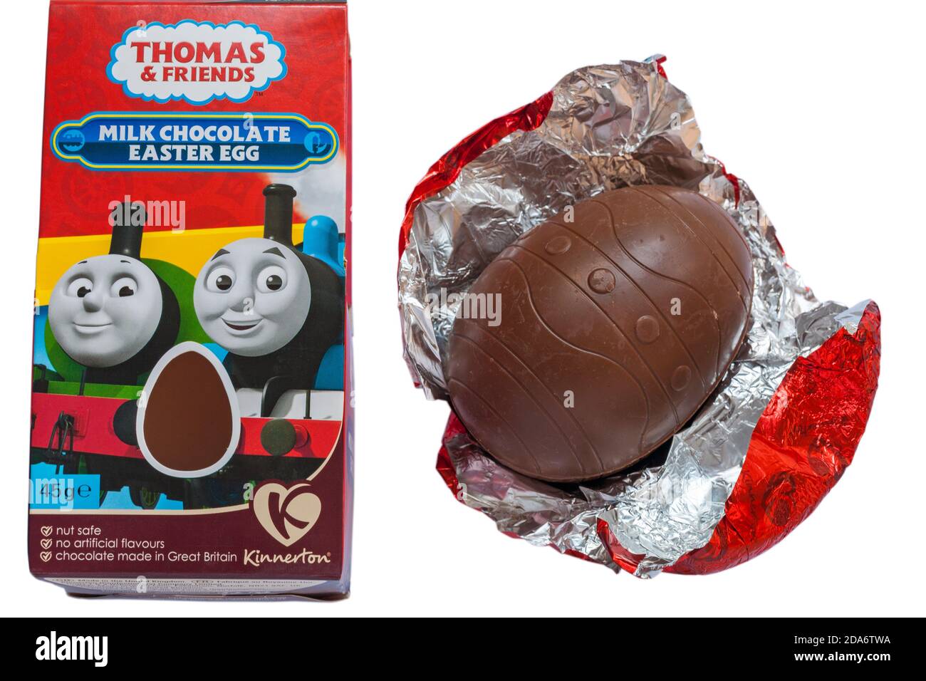 Kinnerton Thomas & Friends cioccolato al latte uovo di Pasqua Set su sfondo bianco - uovo di Pasqua rimosso dalla scatola con foglio di alluminio non avvolto Foto Stock