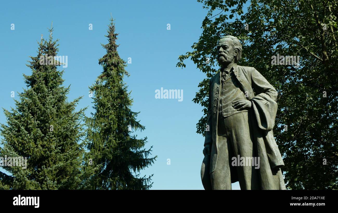 Statua Bedrich Smetana scultura monumento pietra punto di riferimento con l'iscrizione monumento-protetto, monumento culturale, famosa musica ceca compositore Foto Stock