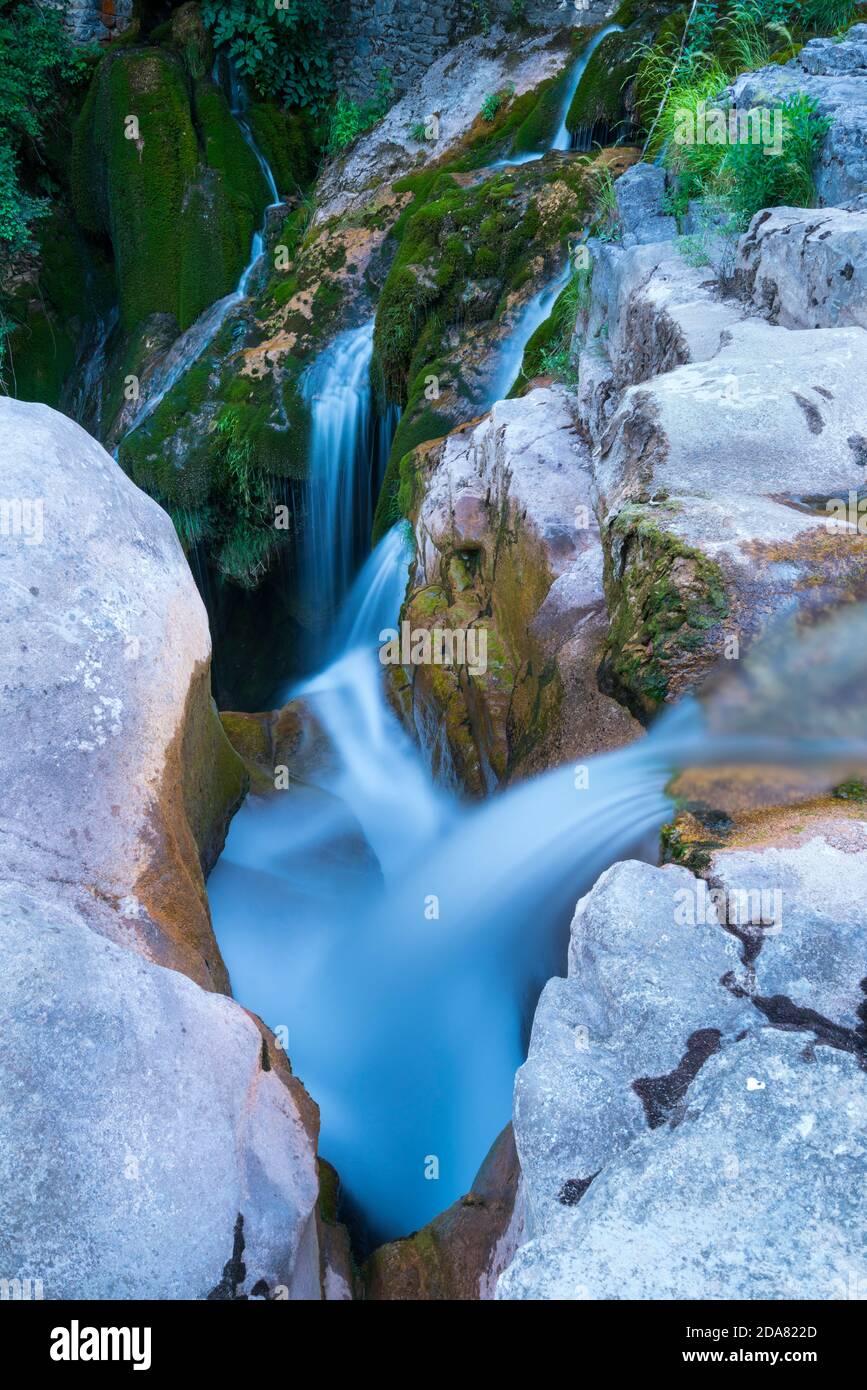 L'Aso Waterfalll, Añisclo Canyon, il Parco Nazionale di Ordesa y Monte Perdido, Huesca, Aragona, Spagna, Europa Foto Stock