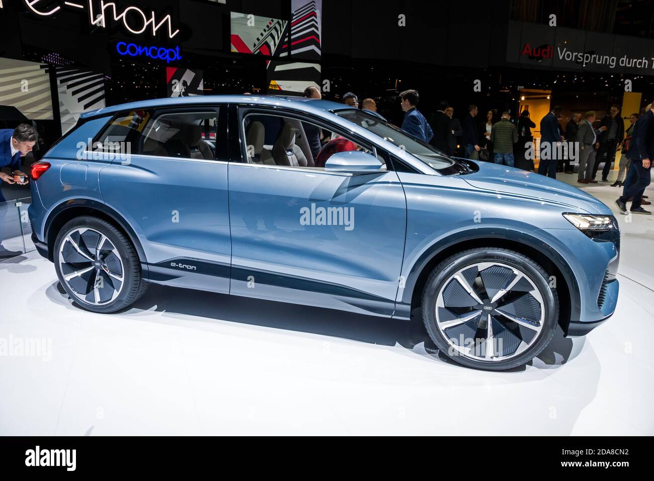 Auto elettrica SUV Audi Q4 e-Tron all'89° Salone Internazionale dell'Auto di Ginevra. Ginevra, Svizzera - 6 marzo 2019. Foto Stock