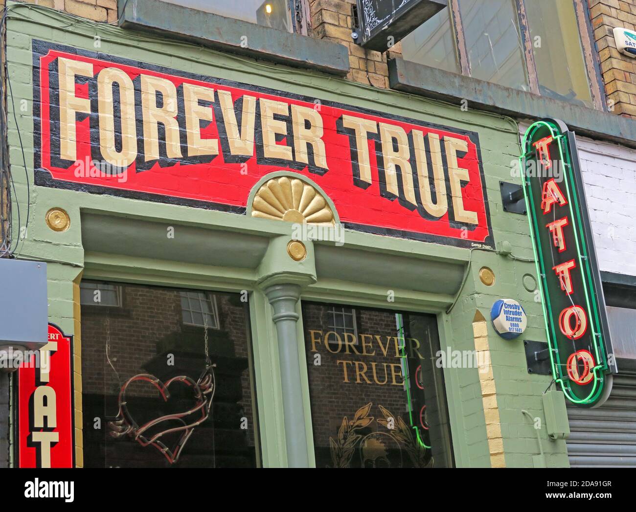 Forever True Tattoo, 23 Cheapside, Liverpool, Merseyside, Inghilterra, Regno Unito, L2 2DY Foto Stock
