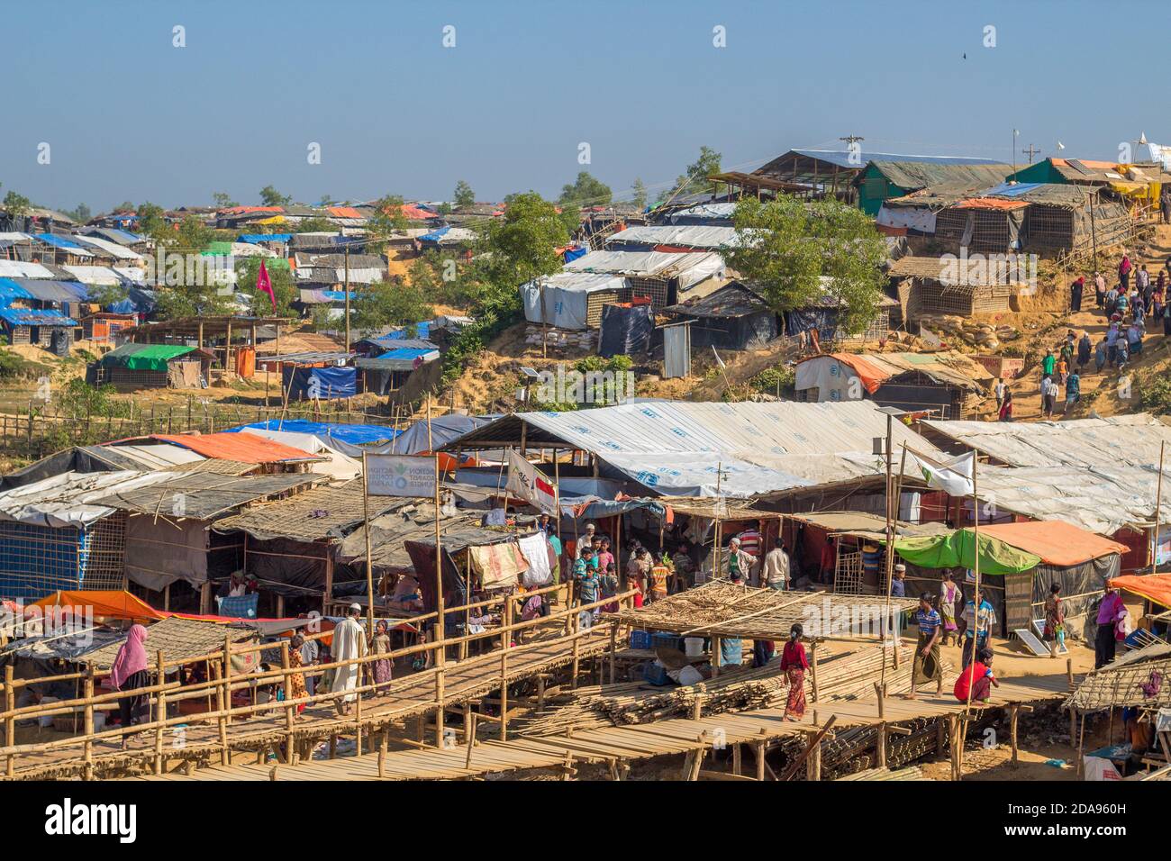 Una vista panoramica del campo profughi di Rohingya a Coxs Bazar, Bangladesh. La foto è stata scattata nel novembre 2017 Foto Stock