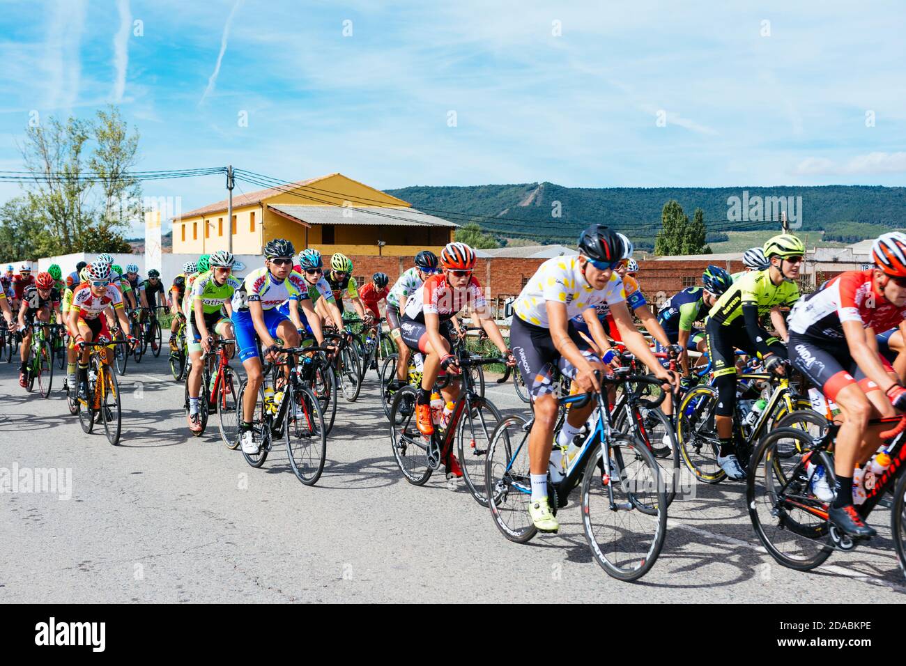 Corse in bicicletta su strada. Navarrete, la Rioja, Spagna, Europa Foto Stock