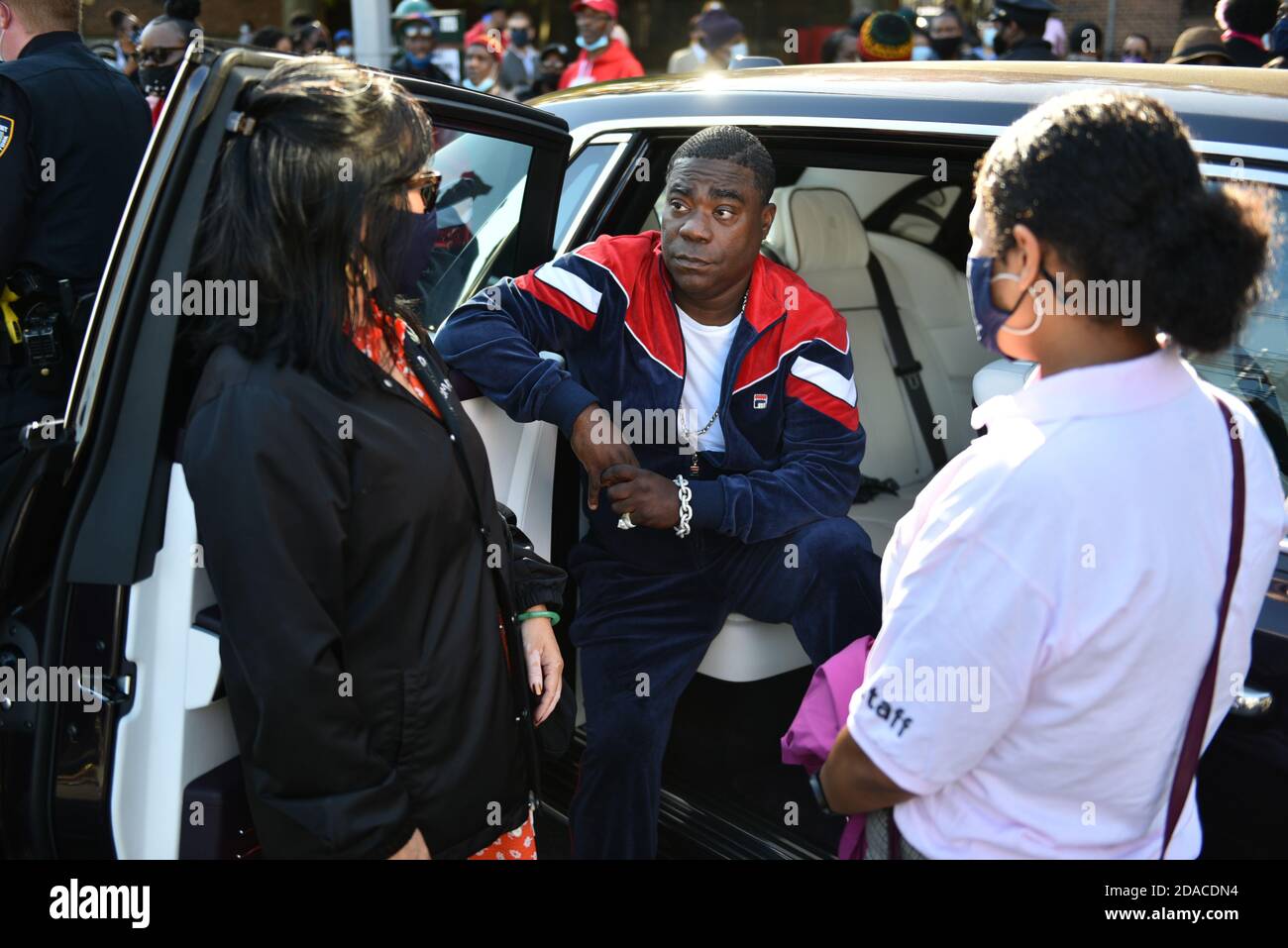 Tracy Morgan presenta commenti all'apertura del Marcy Houses Community Center il 6 novembre 2020 a Brooklyn, New York. Foto Stock