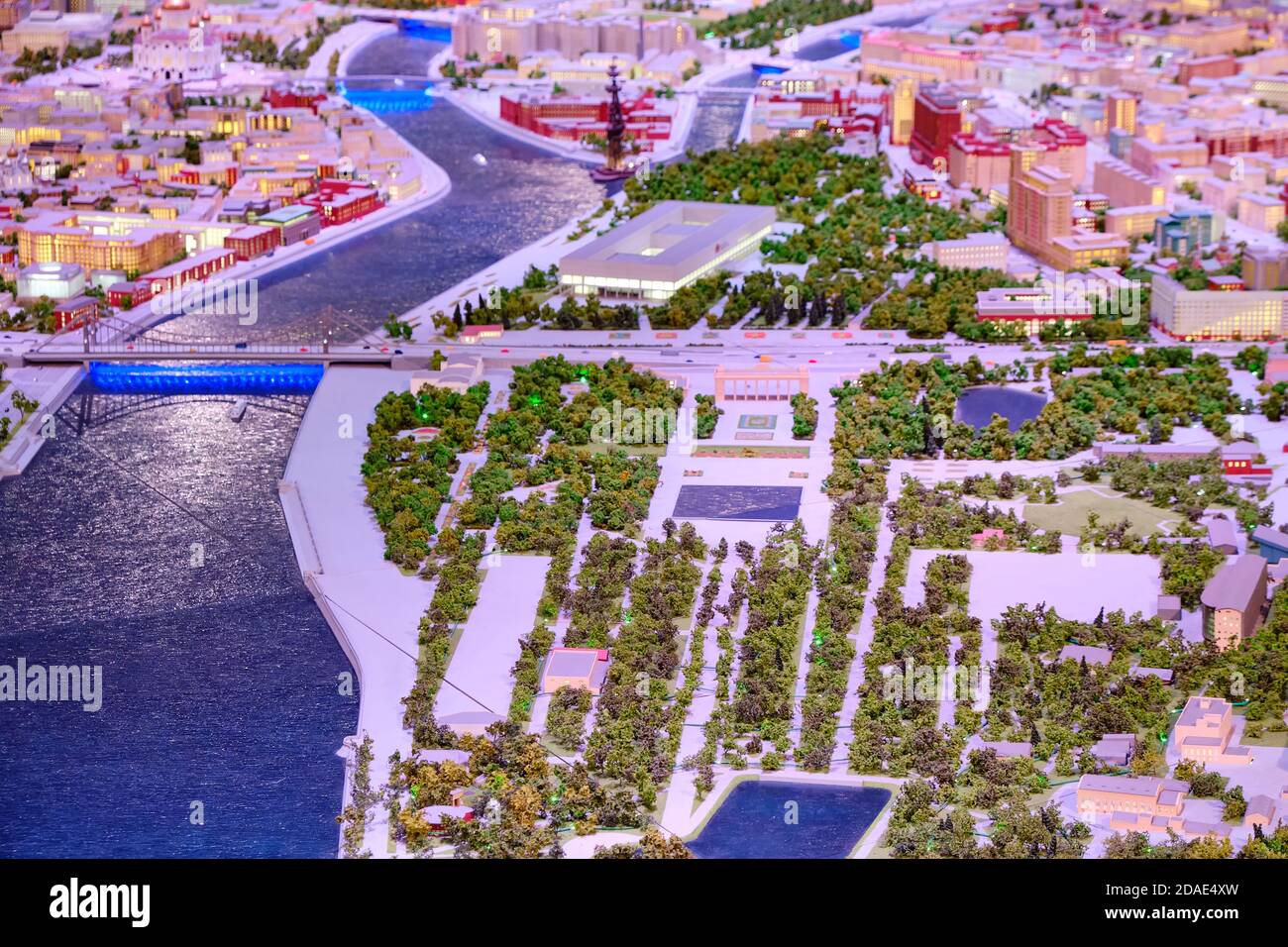 Layout di Mosca. Il centro della città - Gorky Park, casa centrale di artisti Krymsky ponte. Mosca, Russia, 07 31 2019 Foto Stock