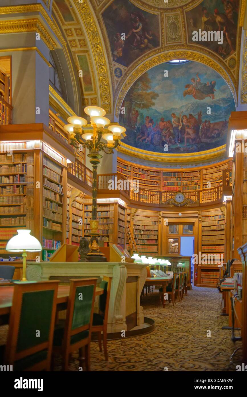 Francia, Ile-de-France, Parigi (75), zona classée Patrimoine mondial par l'Unesco, palais Bourbon, siège de l'Assemblée Nationale, la bibliothèque * fra Foto Stock