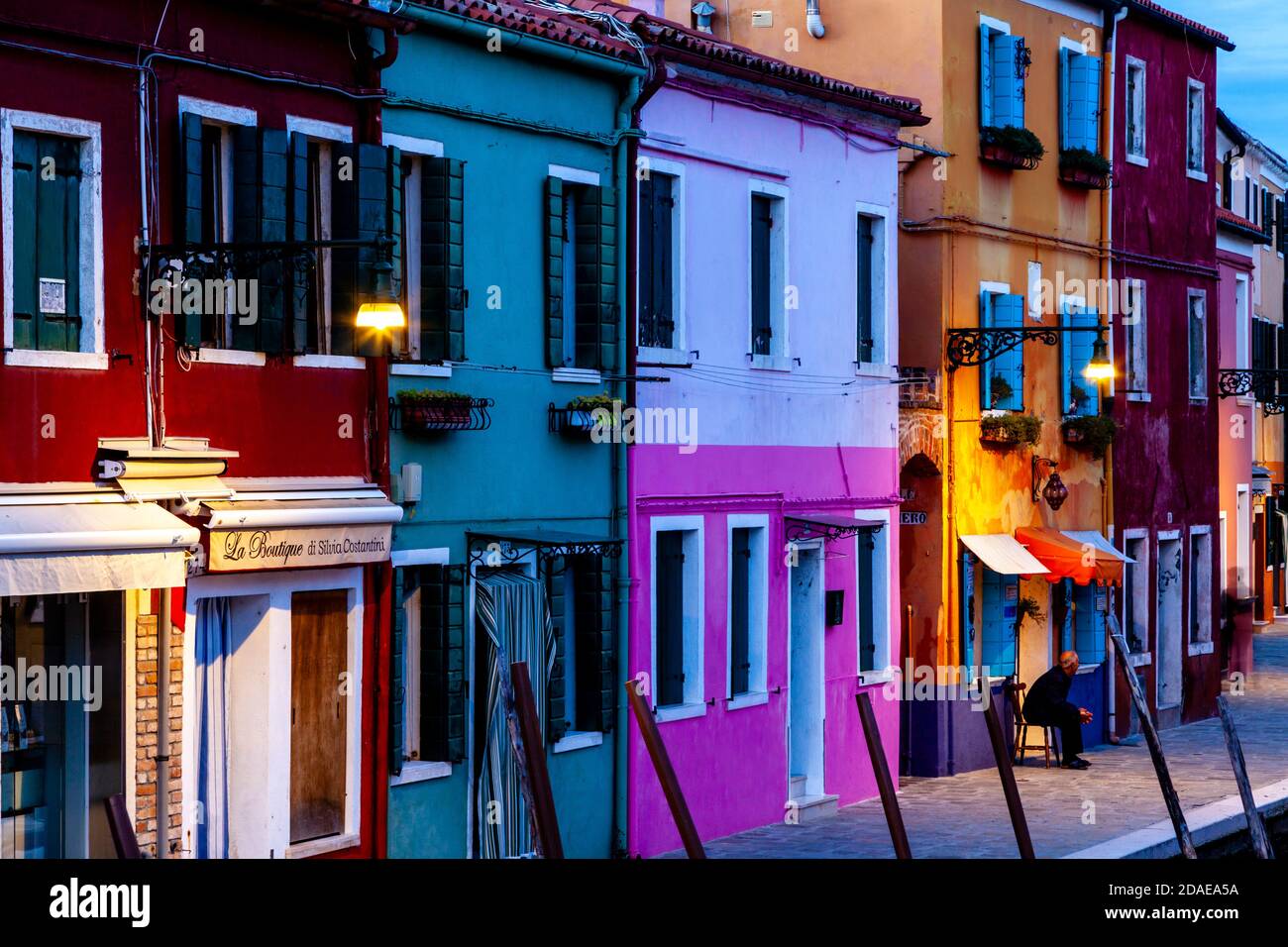 Case colorate, Isola di Burano, Venezia, Italia. Foto Stock